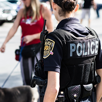 Laurier professors report on women in policing